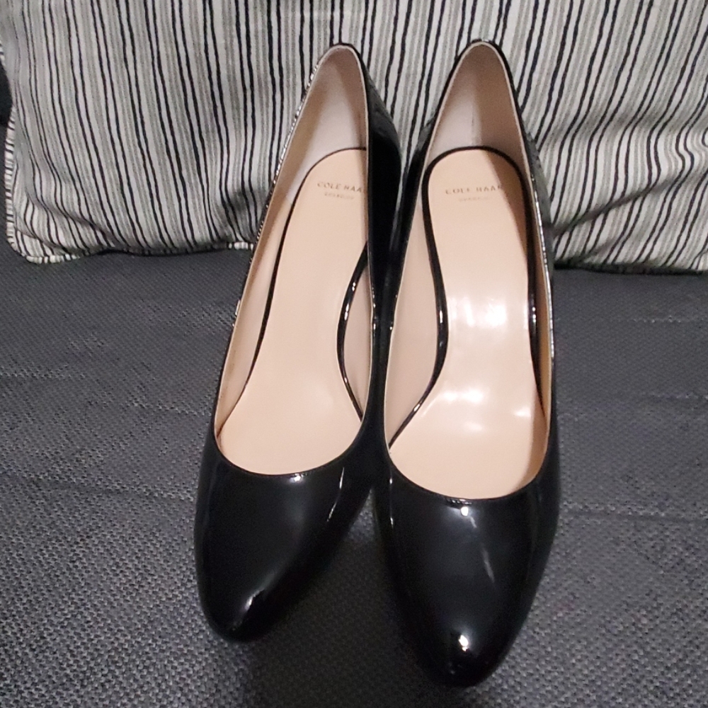 Cole Haan pumps - Picture 2 of 6
